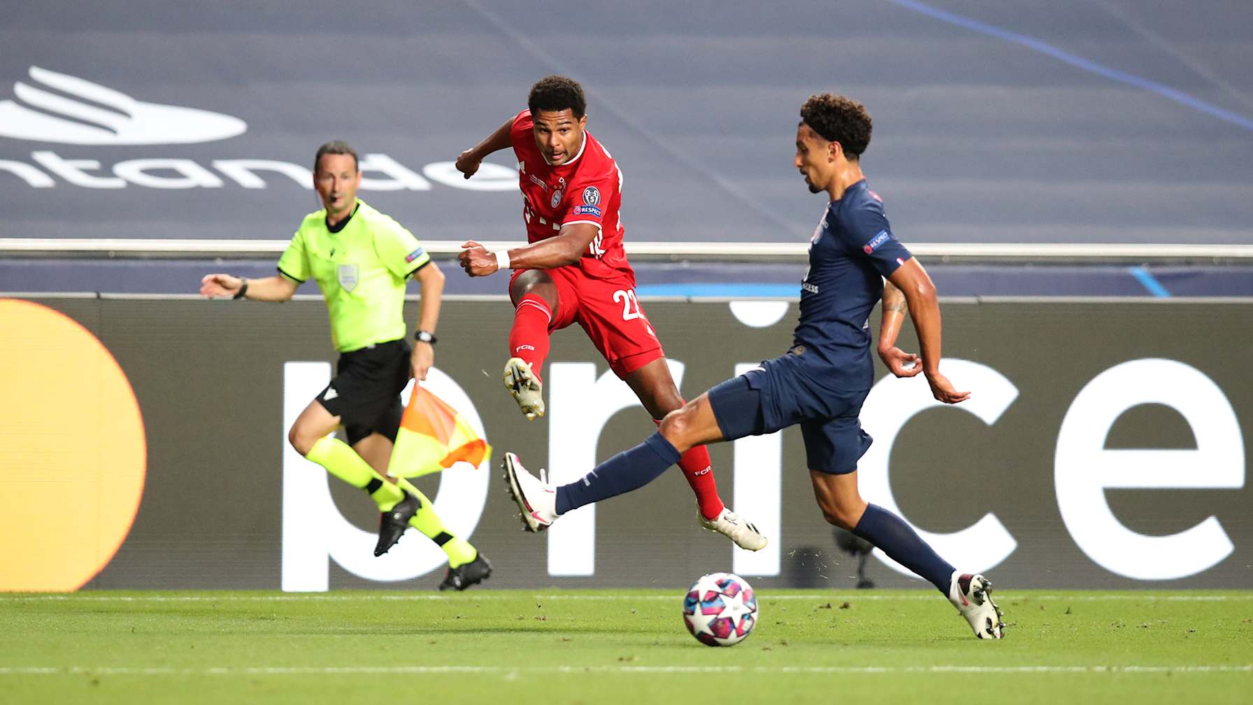 19_cl-finale_psgfcb_200823_don