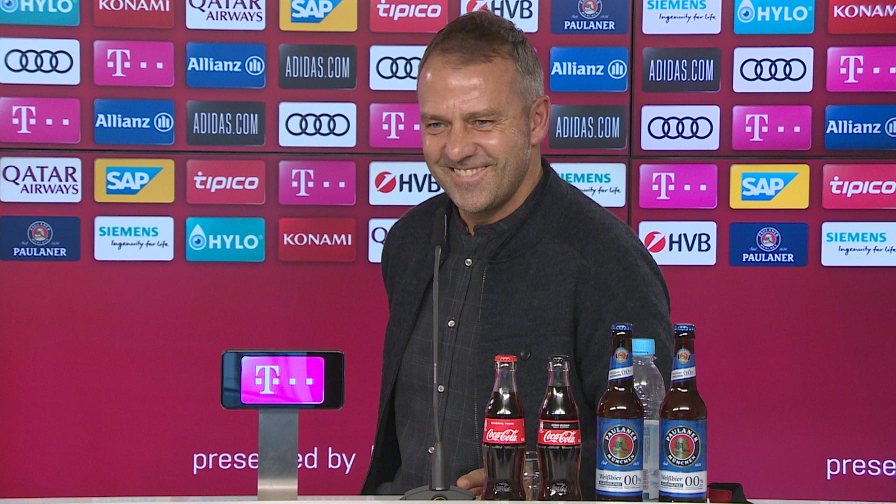 201215_PK_Flick_vor_Wolfsburg_1