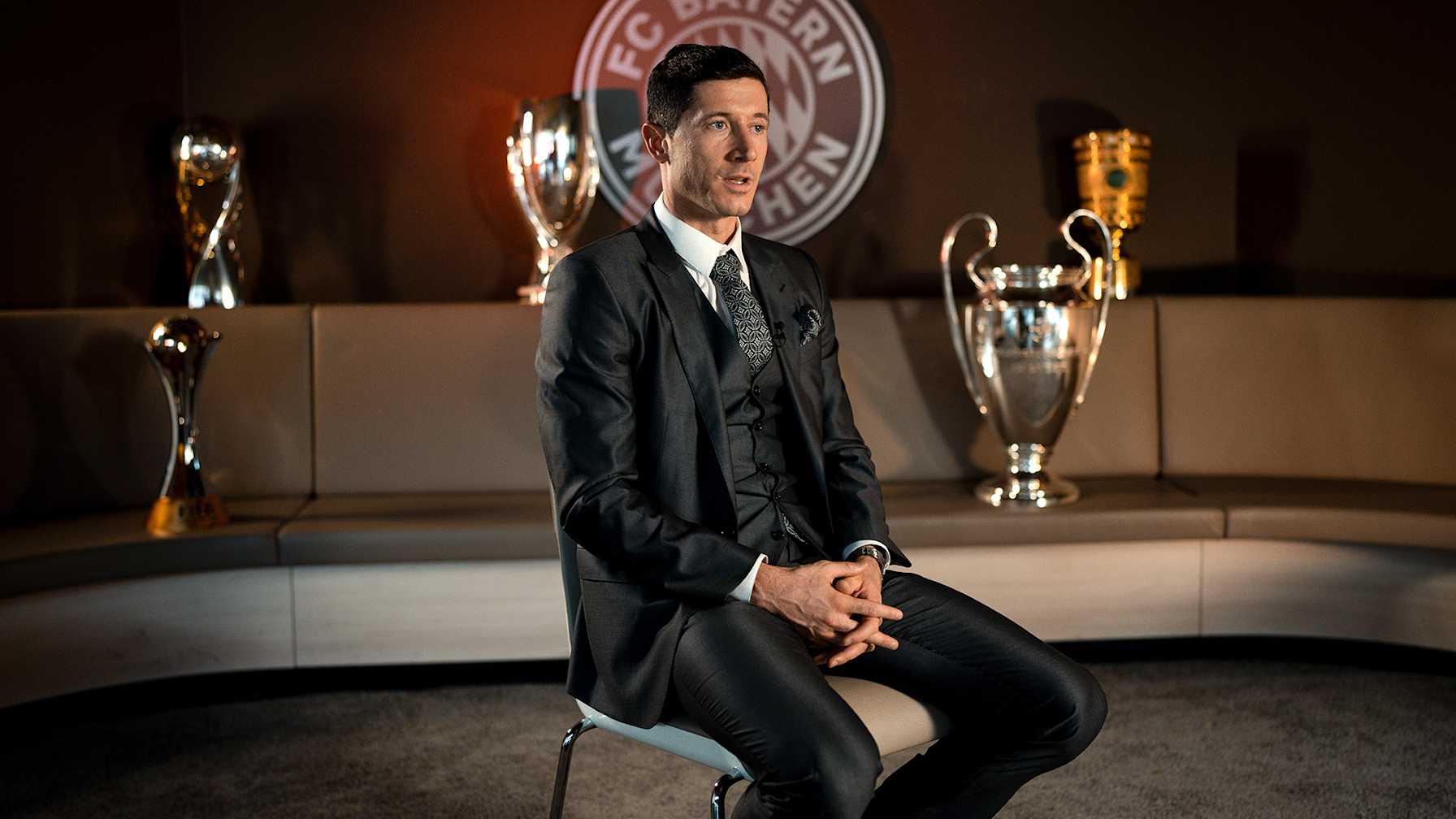 06_Lewandowski_Golden-Shoe_2100921_DON