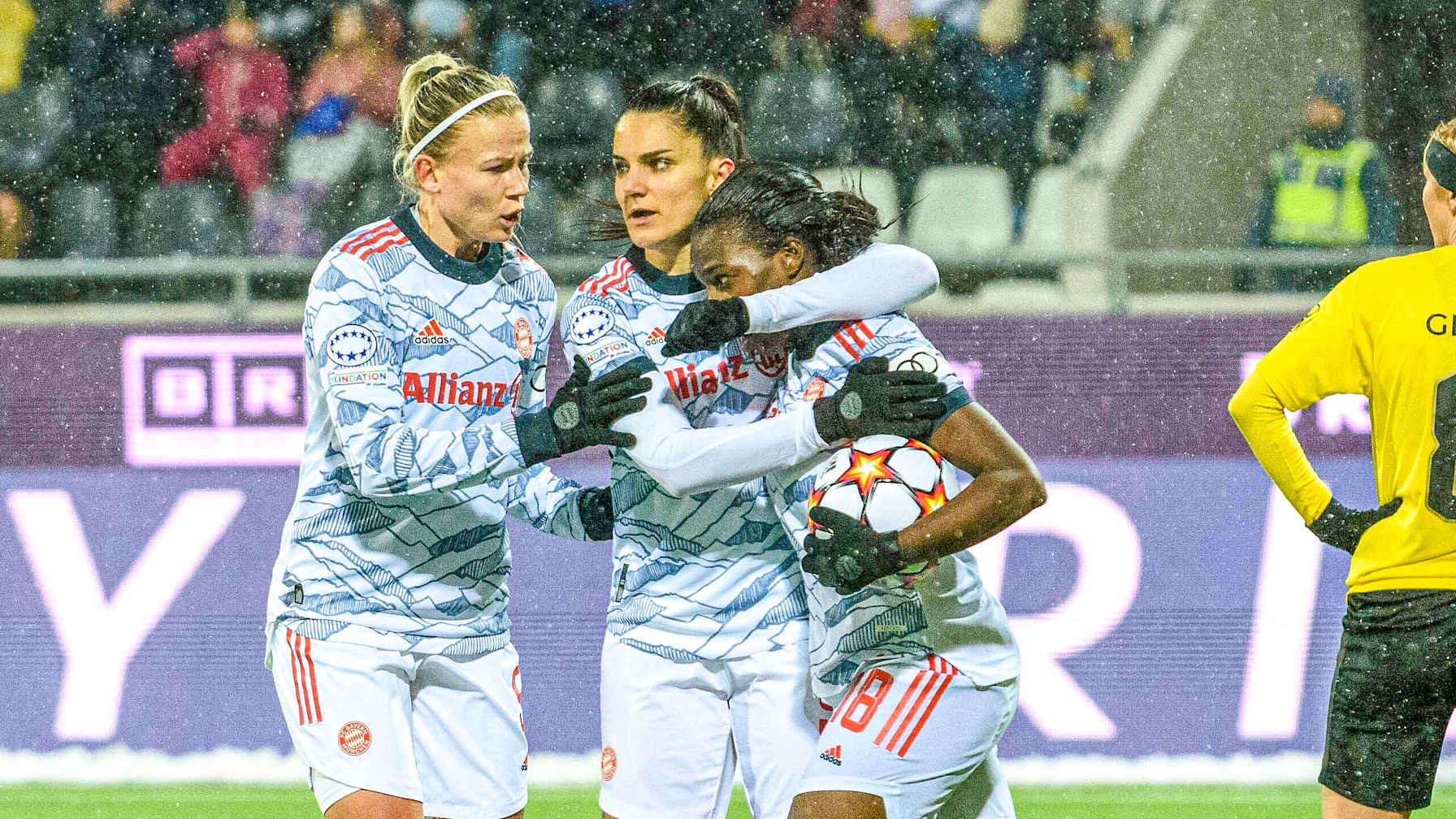 211209_BKHFCB_04_FCB