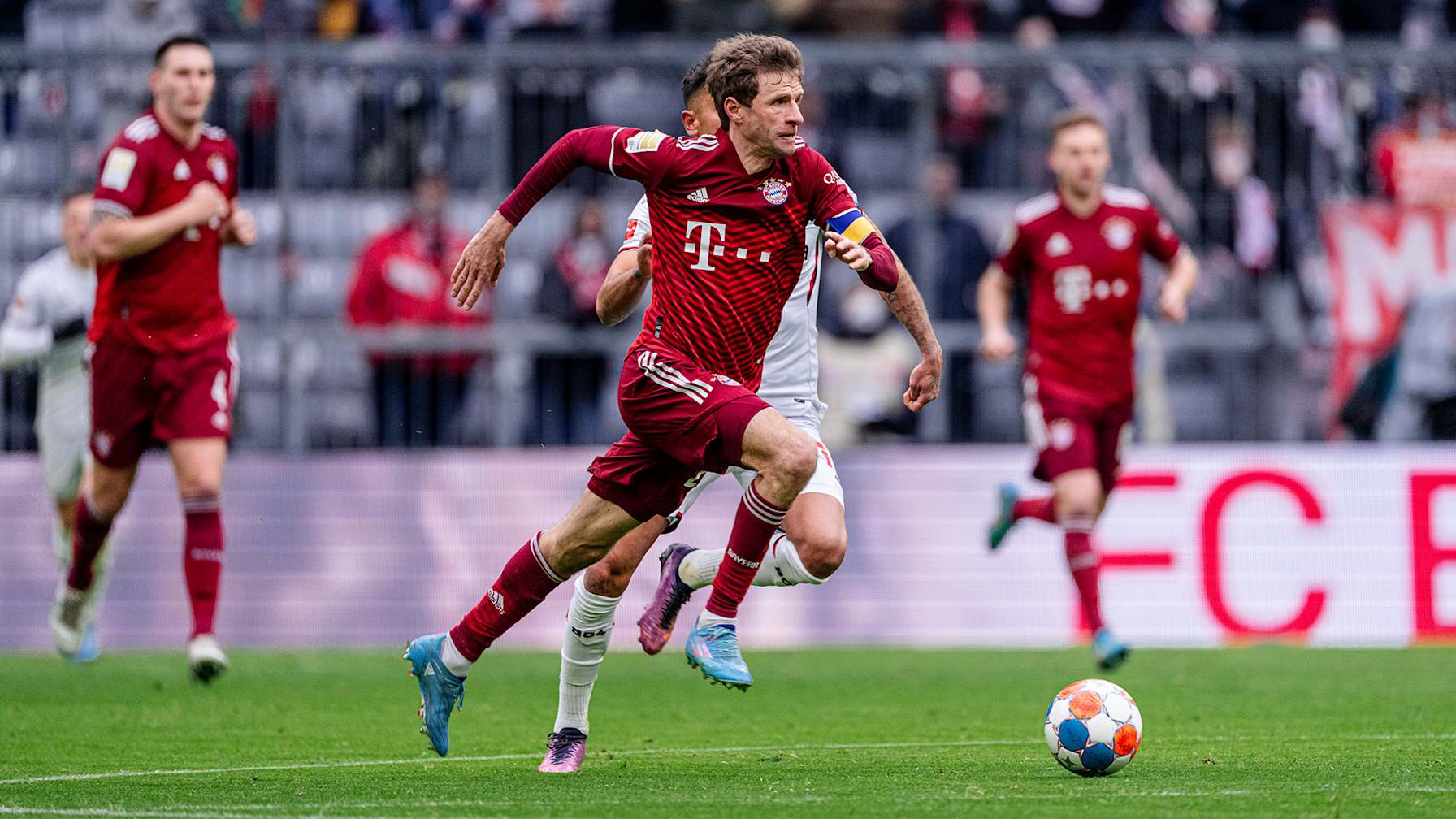 14_FCB-B04_220305_DON