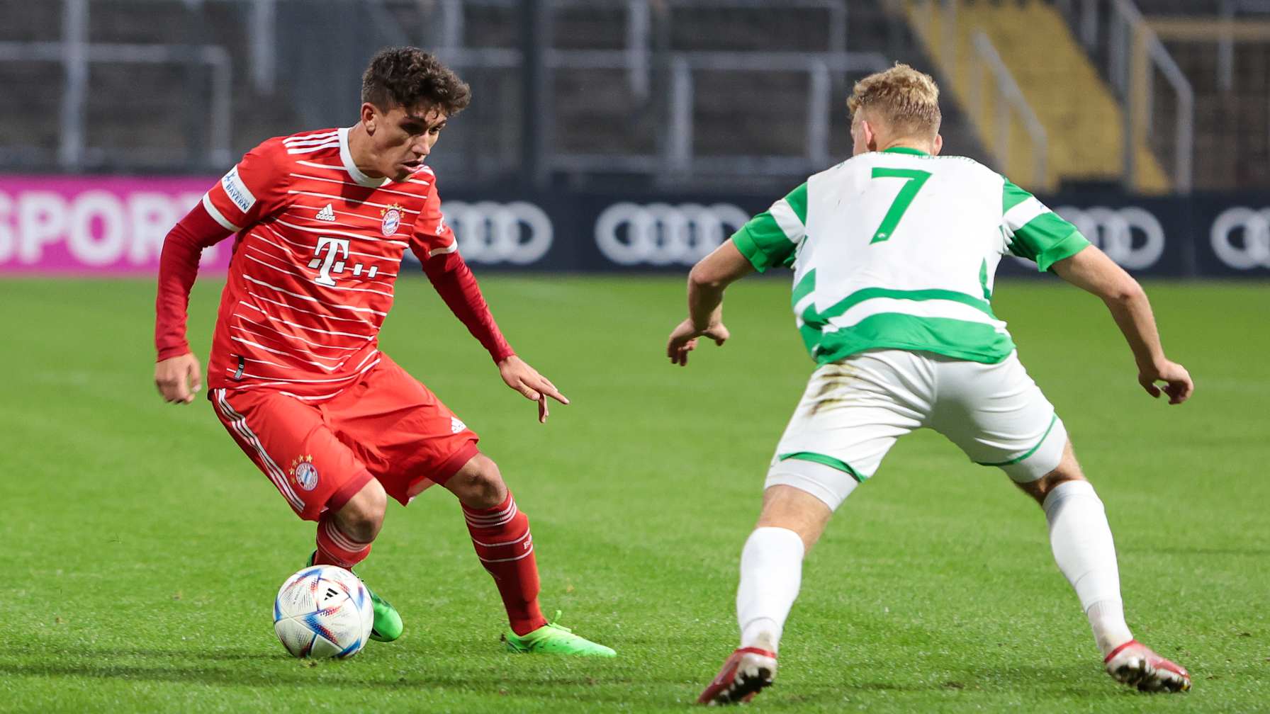 FC Bayern Amateure empfingen am 14. Spieltag der Regionalliga Bayern die SpVgg Greuther Fürth II.