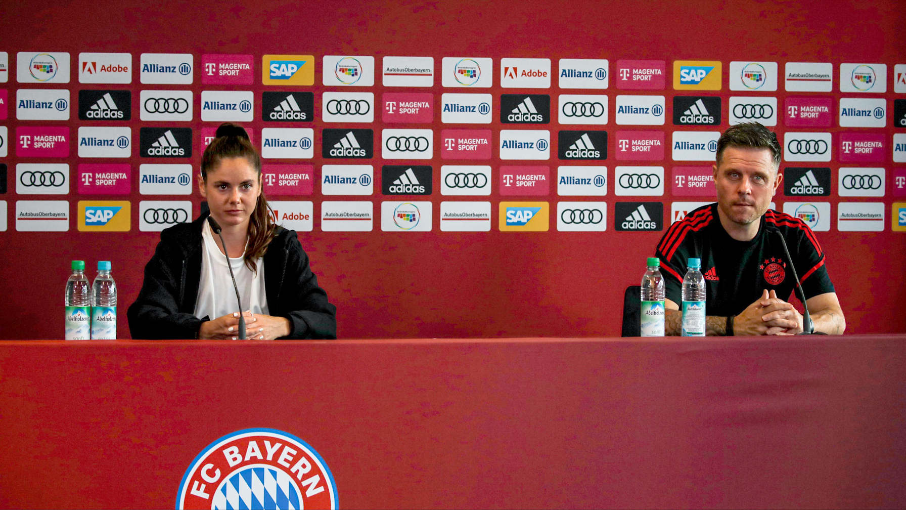 FC Bayern Women Alexander Straus Sarah Zadrazil