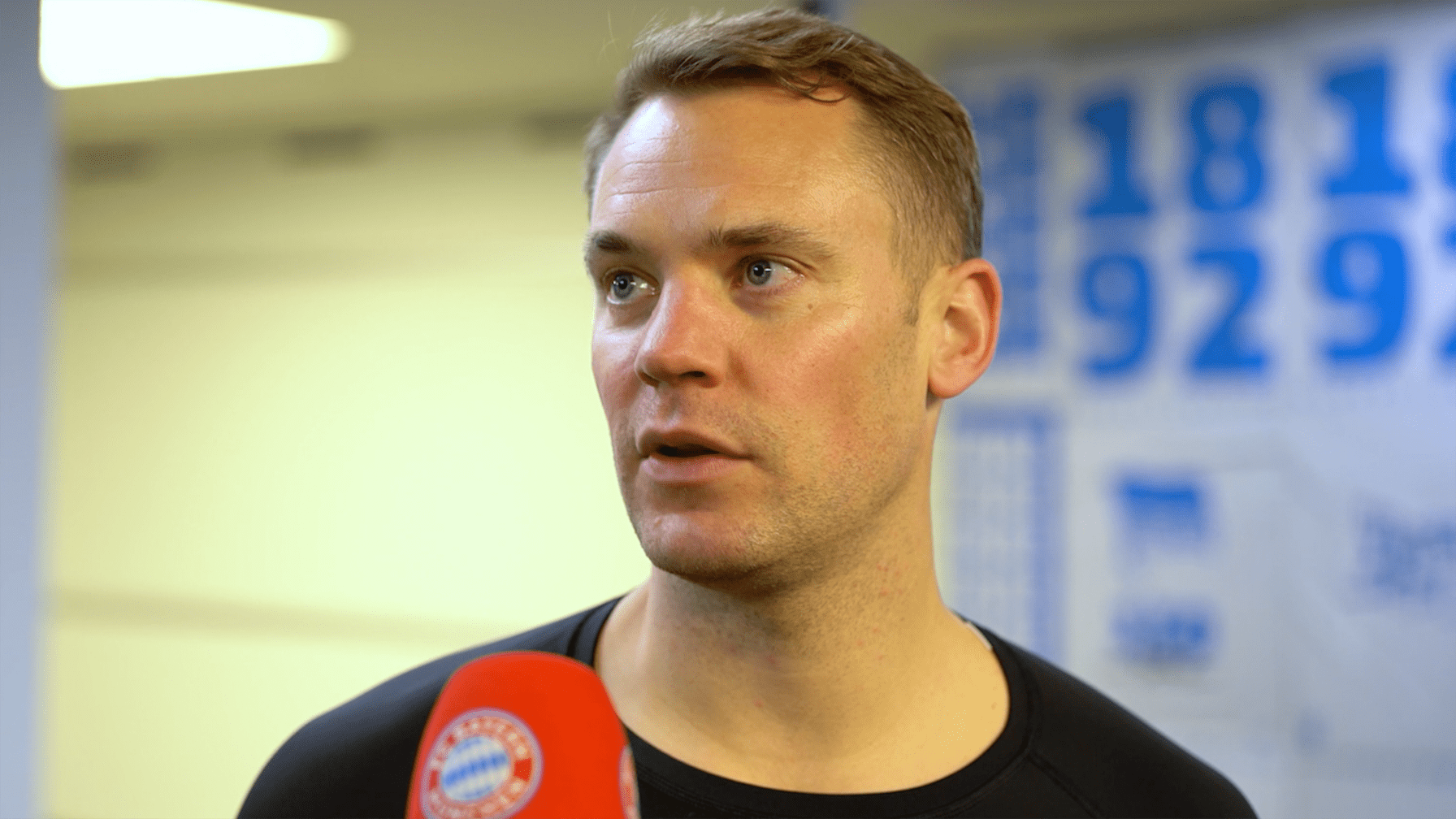 221105-interviews-neuer