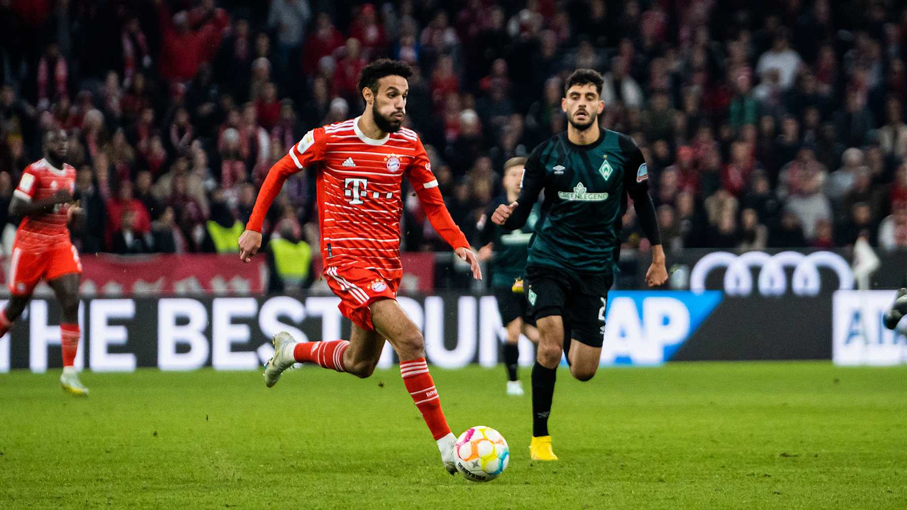 30-fcbsvw-221108-mel