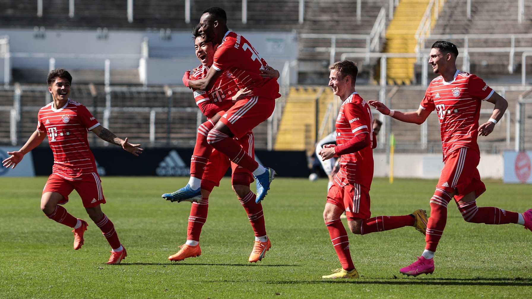 FC  Bayern Amateure