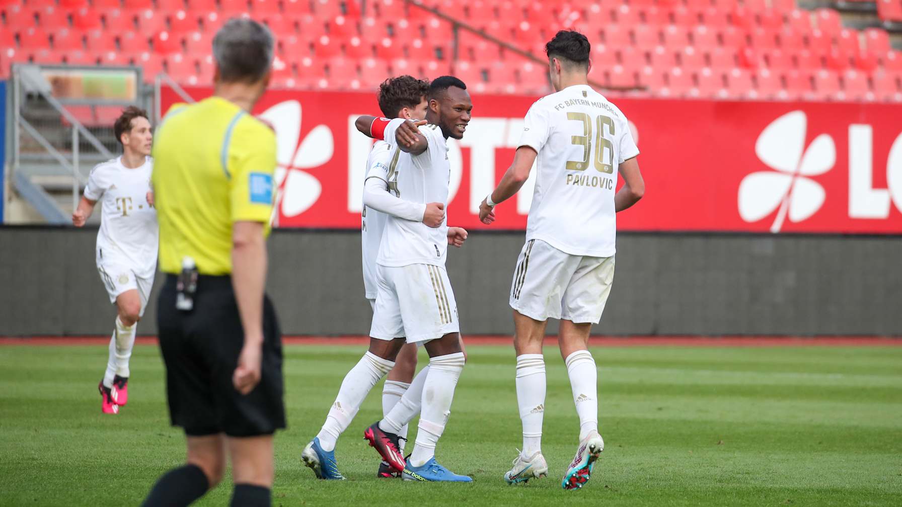 FC  Bayern Amateure