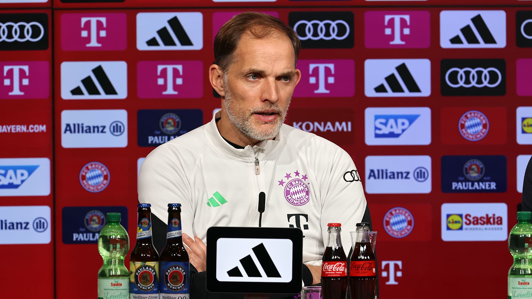 Thomas Tuchel auf der Pressekonferenz nach dem Bundesliga-Spiel des FC Bayern gegen Union Berlin