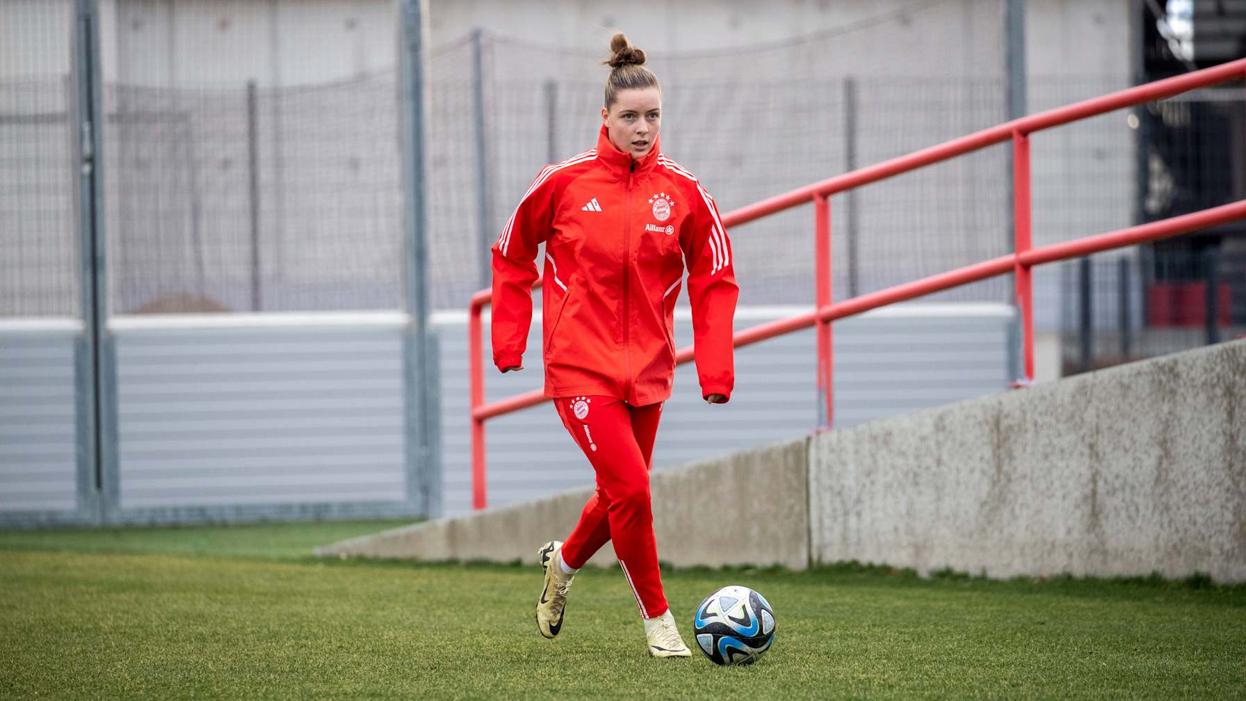 Alara Şehitler, FC Bayern Frauen, 1. FC Köln, Training