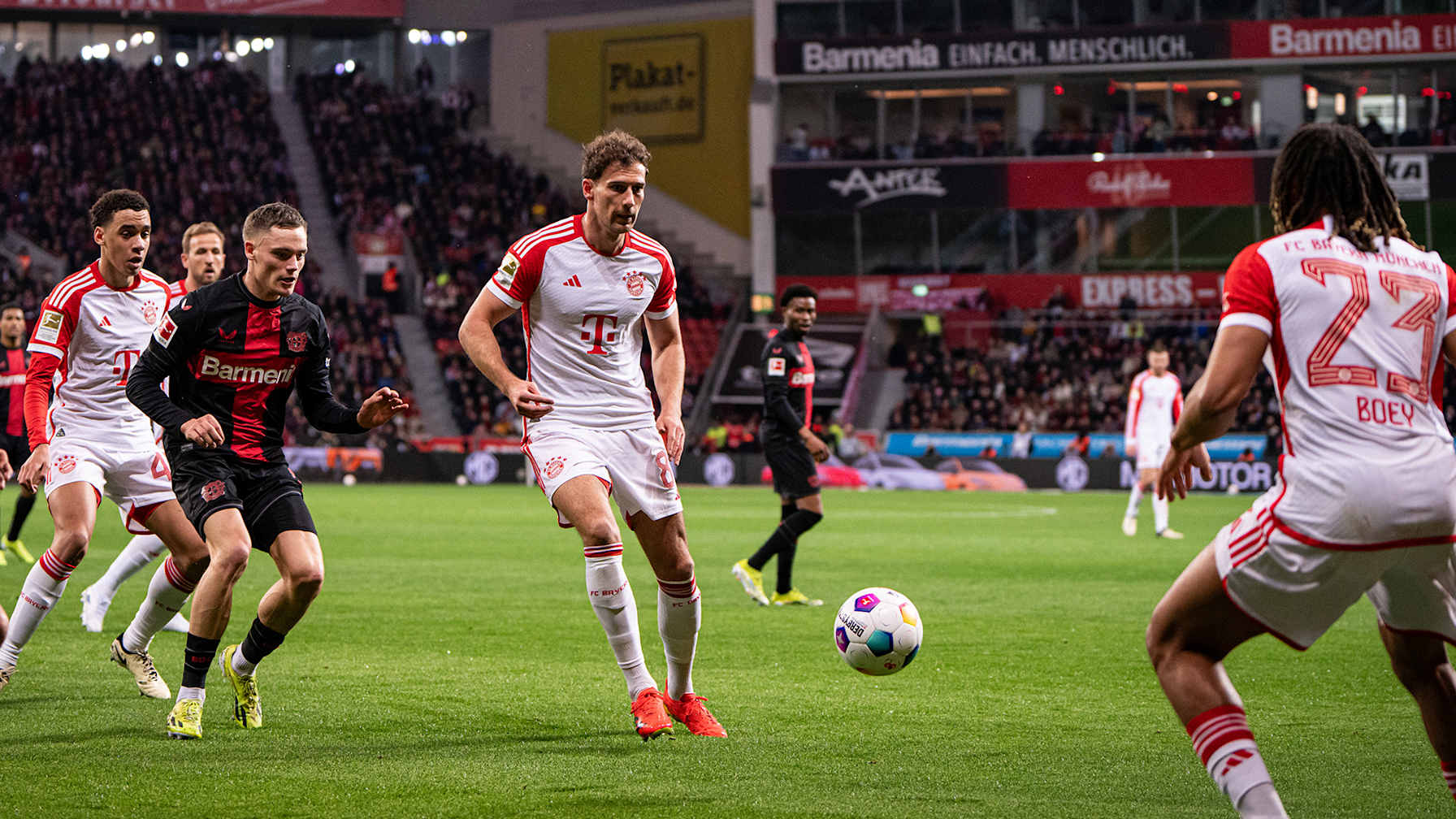 Spielszene aus der Bundesliga-Partie Bayer 04 Leverkusen - FC Bayern