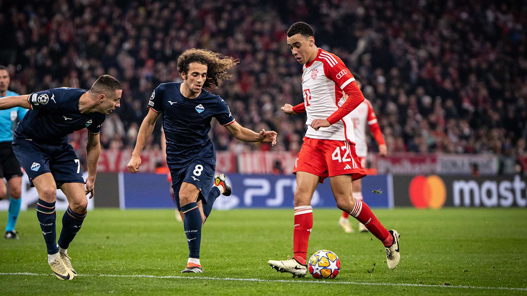 Spielszene des Champions League-Duells FC Bayern vs. Lazio Rom