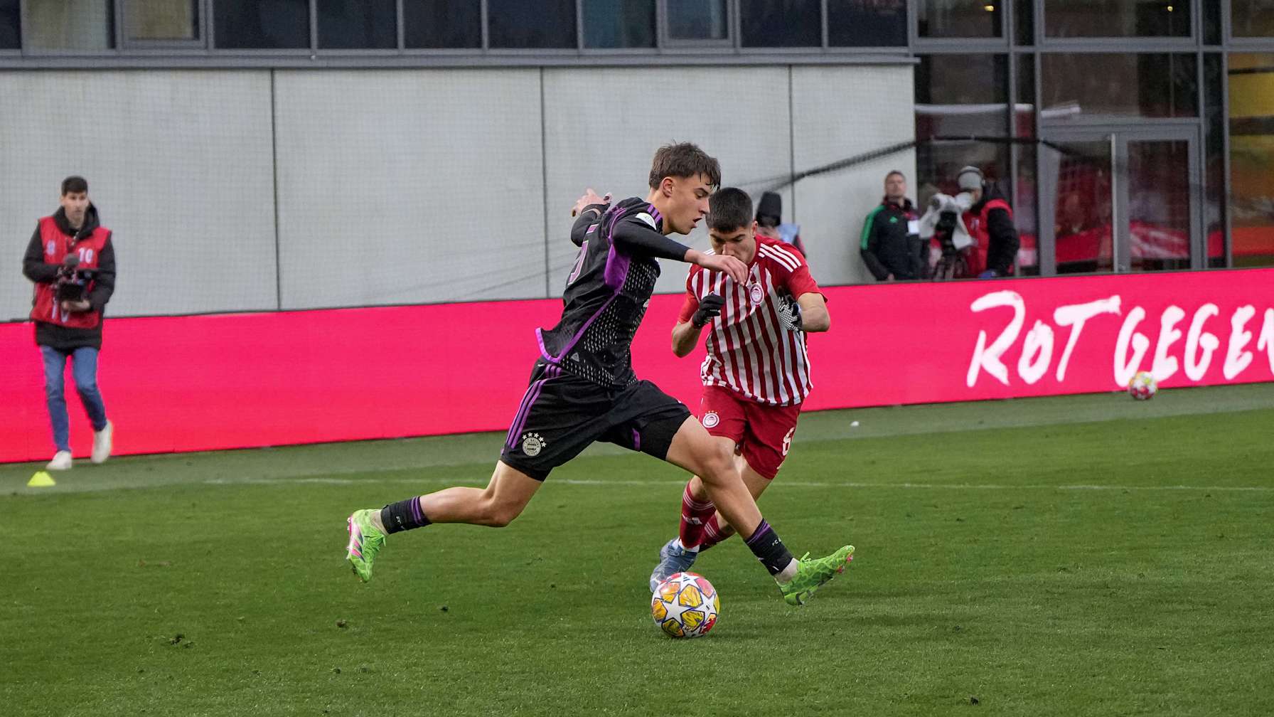 FC Bayern U19, Olympiakos Piräus U19, Youth League, Achtelfinale