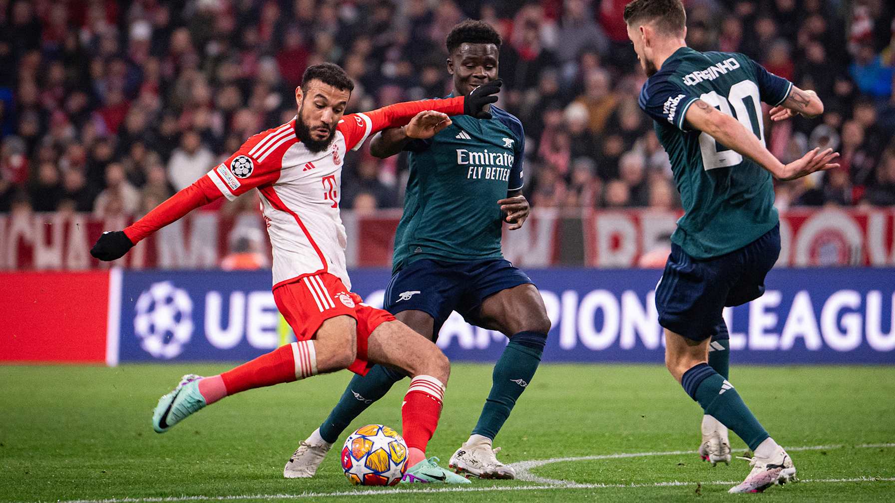Spielszene des Champions League-Duells FC Bayern vs. FC Arsenal