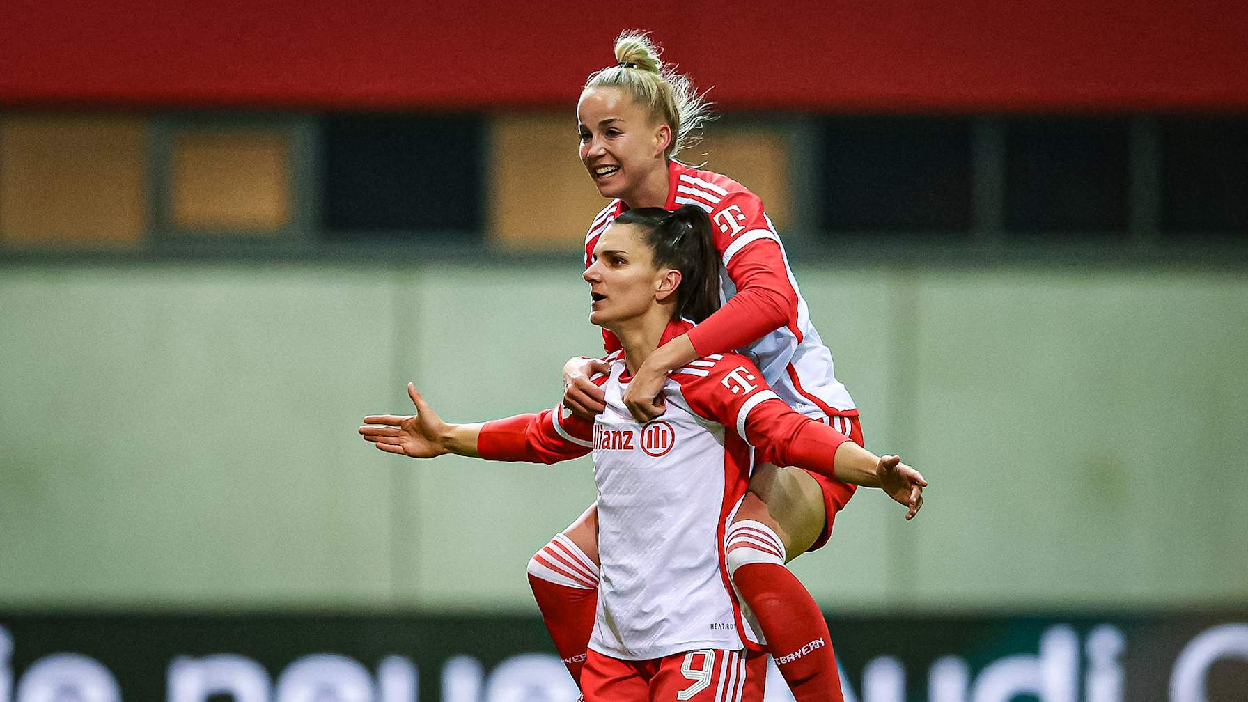 Jovana Damnjanovic nach dem Spiel gegen Werder Bremen