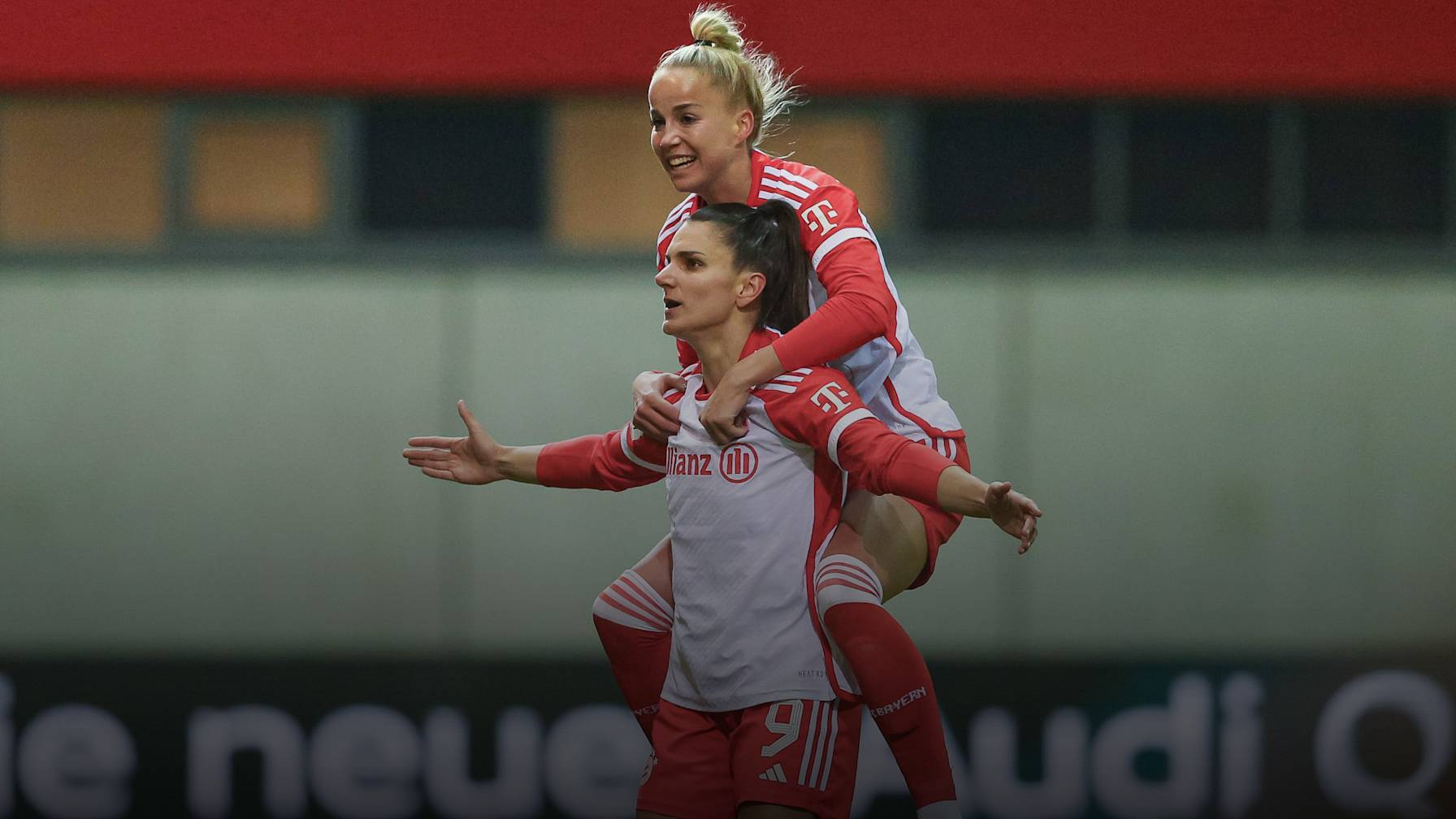 FC Bayern Frauen, Giulia Gwinn, Jovana Damnjanović