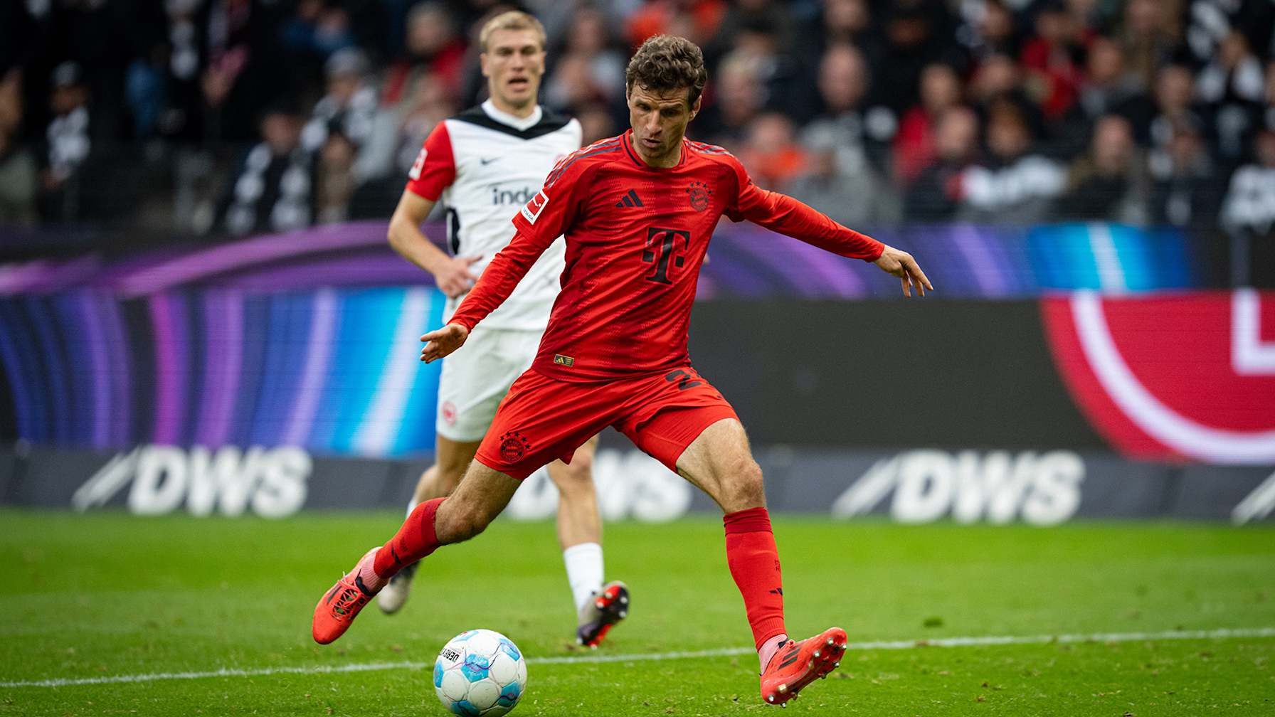 Spielszene aus dem Bundesliga-Duell Eintracht Frankfurt vs. FC Bayern