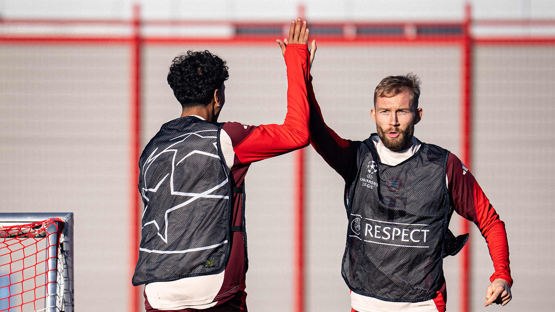 Training des FC Bayern vor dem Spiel gegen Paris Saint-Germain