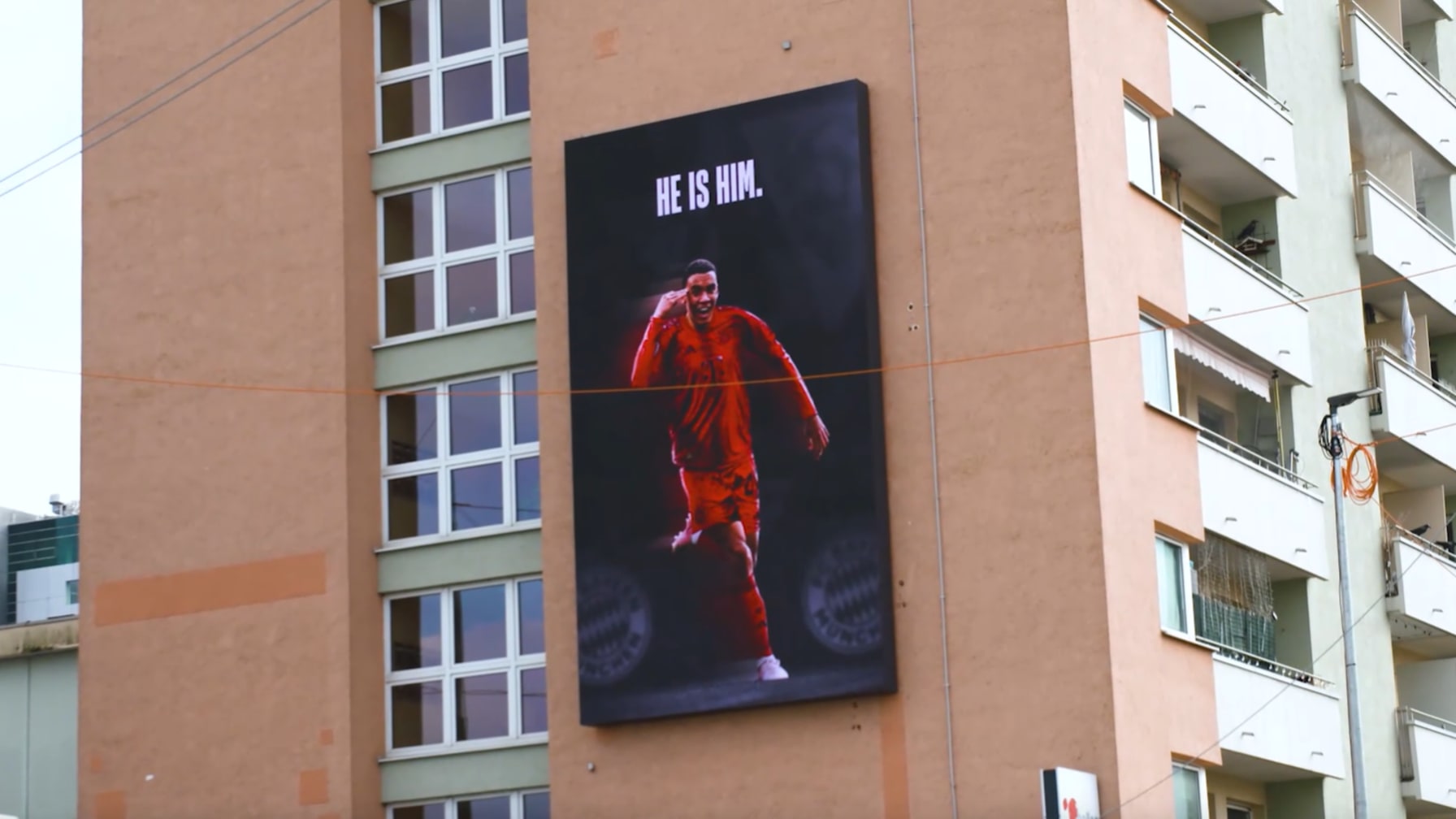 musiala-vertragsverla%CC%88ngerung-plakate-mu%CC%88nchen