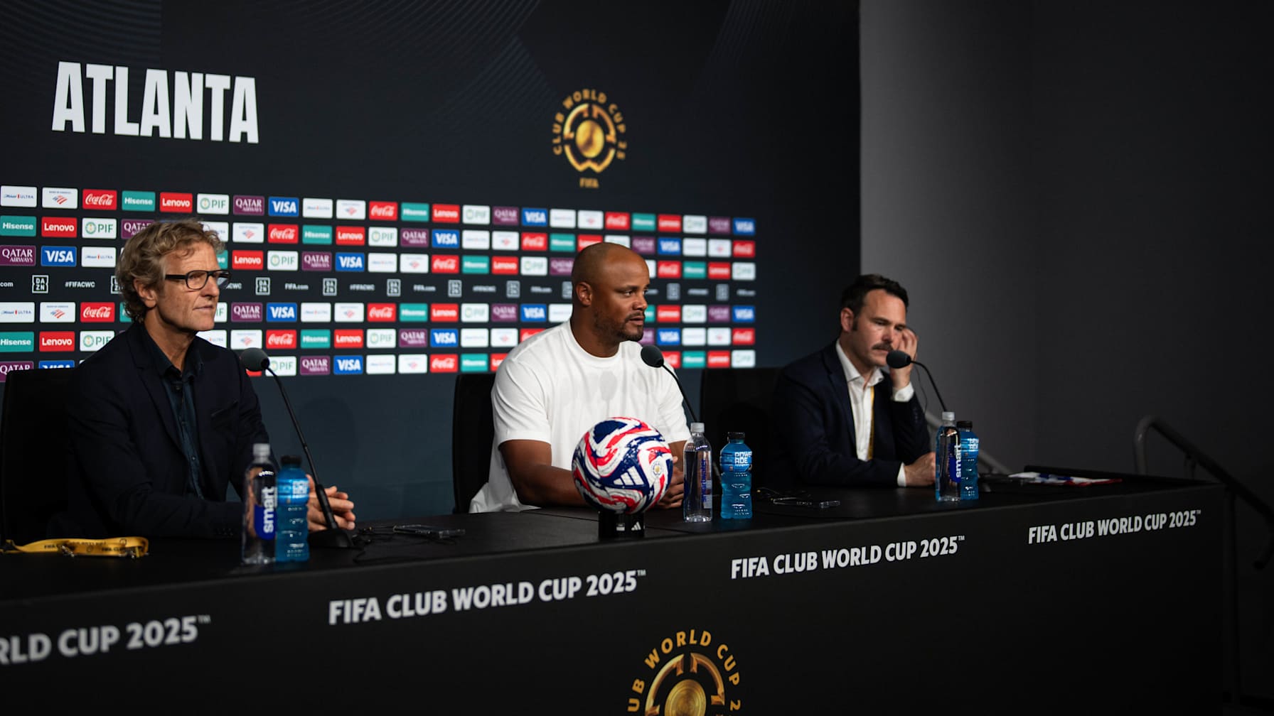 Vincent Kompany at the press conference after FC Bayern's Club World Cup match against Paris Saint-Germain