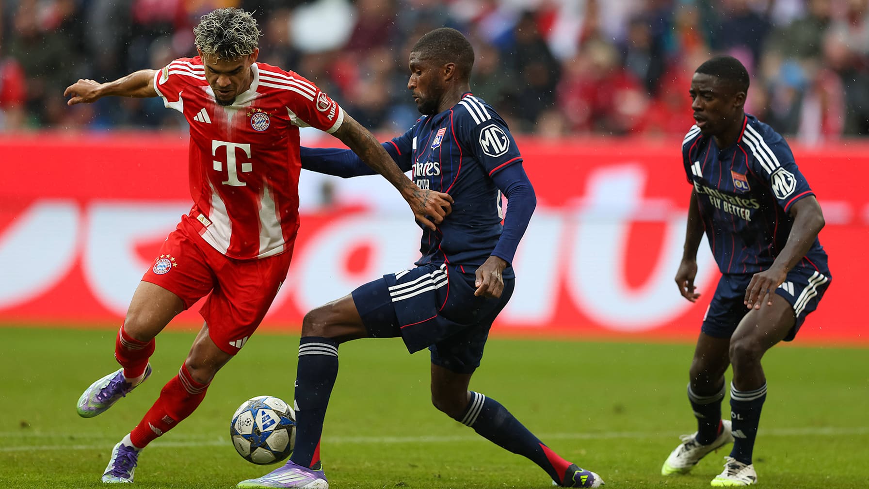 Spielszene aus dem Testspiel FC Bayern - Olympique Lyon