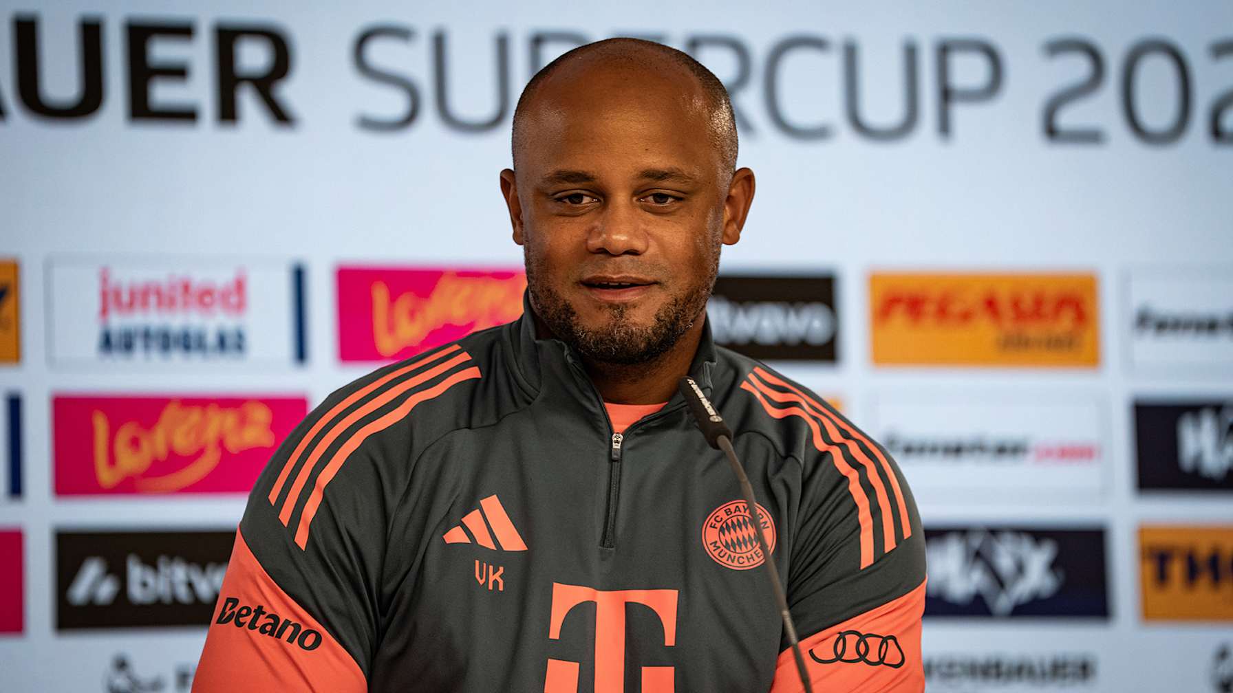FC Bayern head coach Vincent Kompany at Bayern's pre-match press conference ahead of the Supercup against VfB Stuttgart