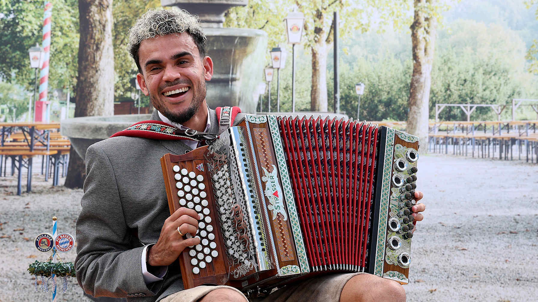 Der FC Bayern beim Lederhosen-Shooting von Paulaner