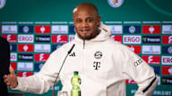 Vincent Kompany gibt Anweisungen in der Allianz Arena