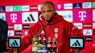 Vincent Kompany beantwortet Fragen im Pressetalk des FC Bayern