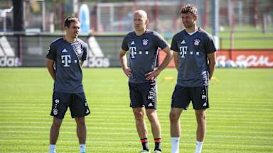 fcbayerntvnews_100417