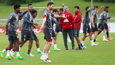 fcbayerntvnews_120517