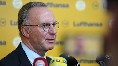170926_rummenigge_flughafen_fcb