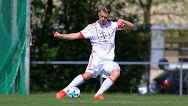 mainews_fcb_270418
