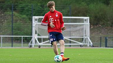 u17scf_fcb_220518