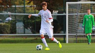 u19wiesbaden_fcb_181117