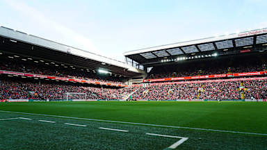 anfield_02_fcb_240318