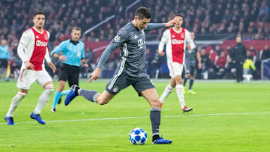07_ajax-fcb_181212_ima