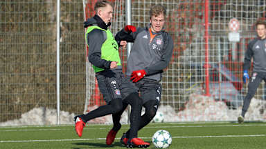 u19tsg_fcb_110217