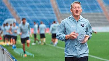 180821_schweinsteiger_don
