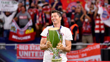 supercupjubel_16_uefa_240920