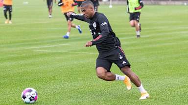 201013_training_05_fcb