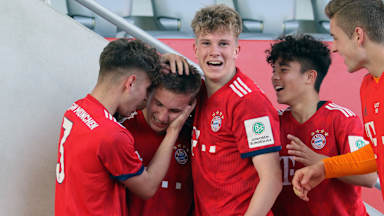 u17fsv_fcb_200419