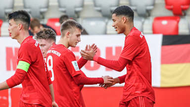 u19piraeus_fcb_071119
