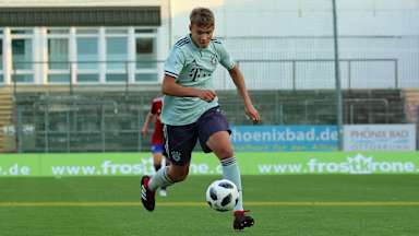 u17fsv_fcb_250818