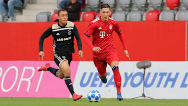 u19ajax_fcb_021018