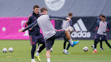 13_Tag-vor-PSGFCB_210412_DON