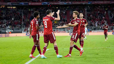 12_FCBKIEW_290921_DON