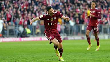 10_FCBTSG_231021_DON_1