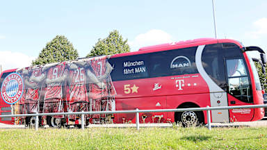 210913_Bus-FC_Bayern_IMA