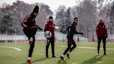 00_Extraschichten-trainingsfrei_211129_DON