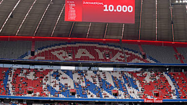 220125-AA-Zuschauer